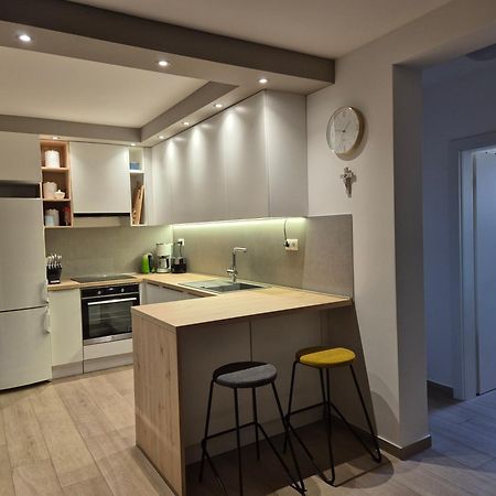 Rosa Mystica Apartment โตรกีร์ ภายนอก รูปภาพ