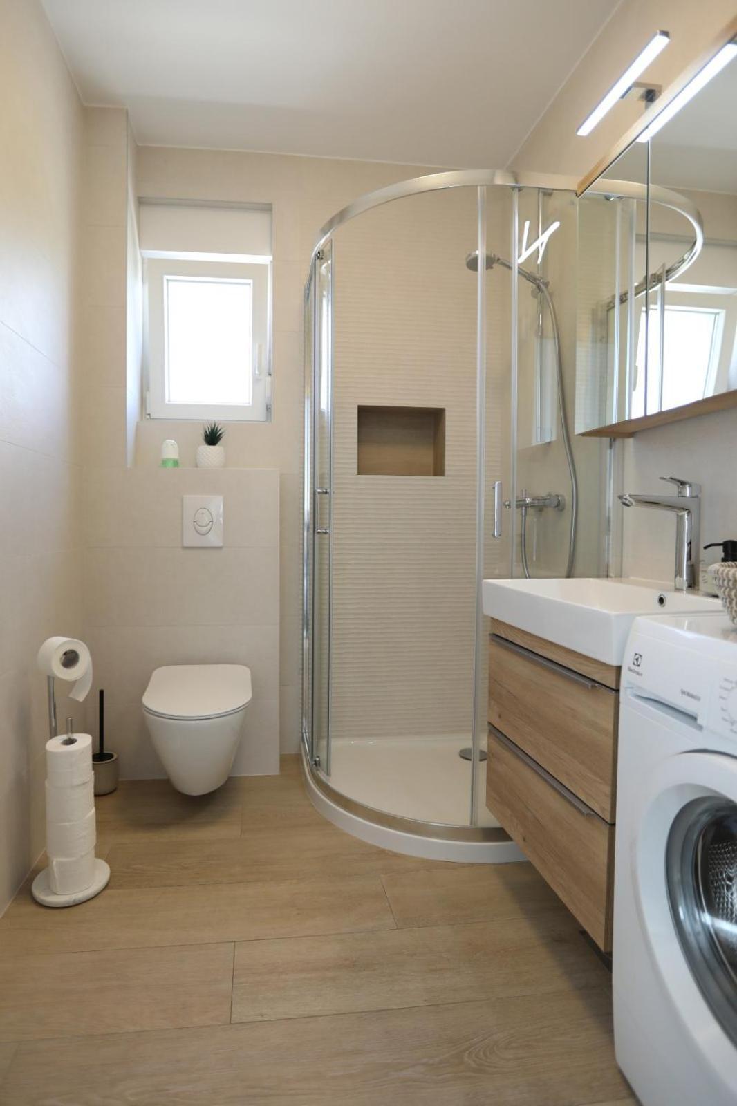 Rosa Mystica Apartment โตรกีร์ ภายนอก รูปภาพ